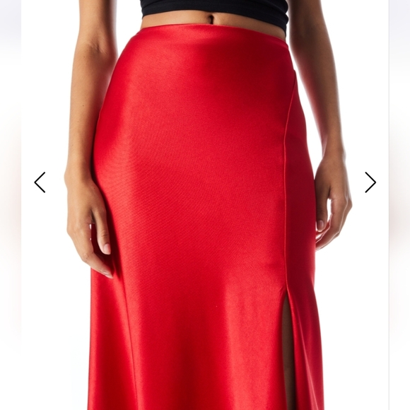 Alice & Olivia NWTs Harmony Drapey Asymmetrical Midi Skirt with Slit - Picture 5 of 9